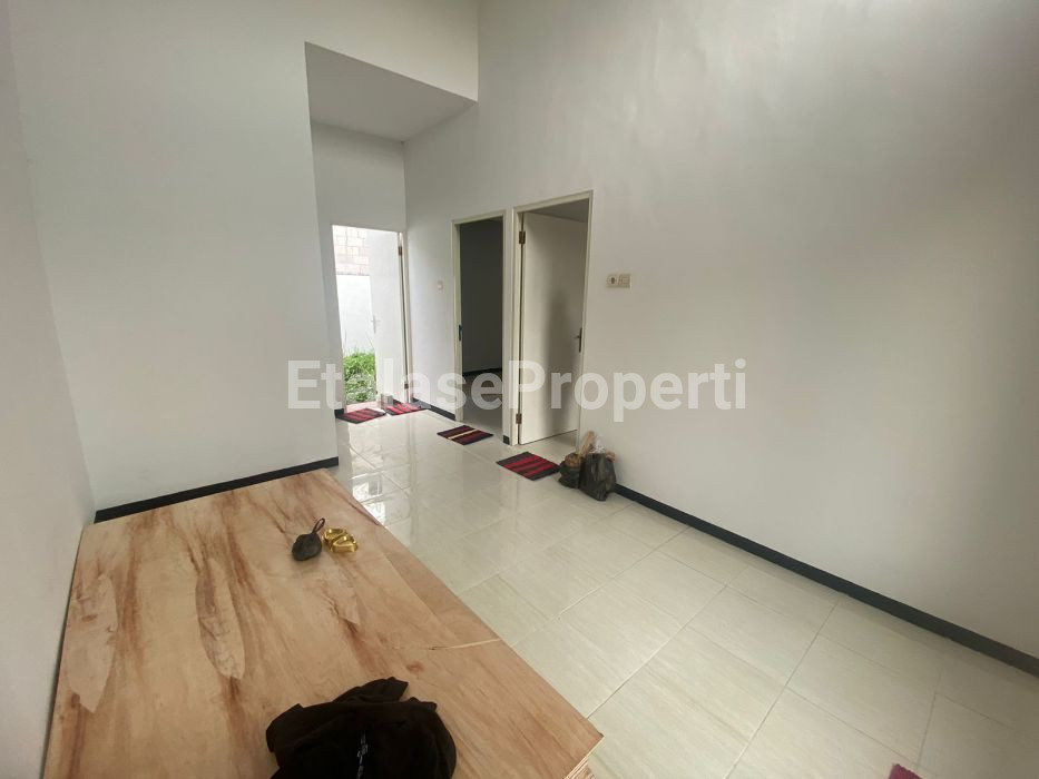 Foto properti Dijual Rumah Baru Gress & Strategis - Permata Green Menganti Regency 3