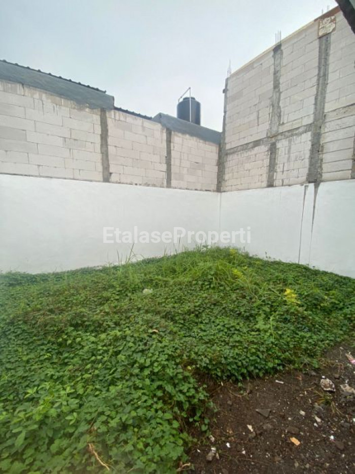 Foto properti Dijual Rumah Baru Gress & Strategis - Permata Green Menganti Regency 8