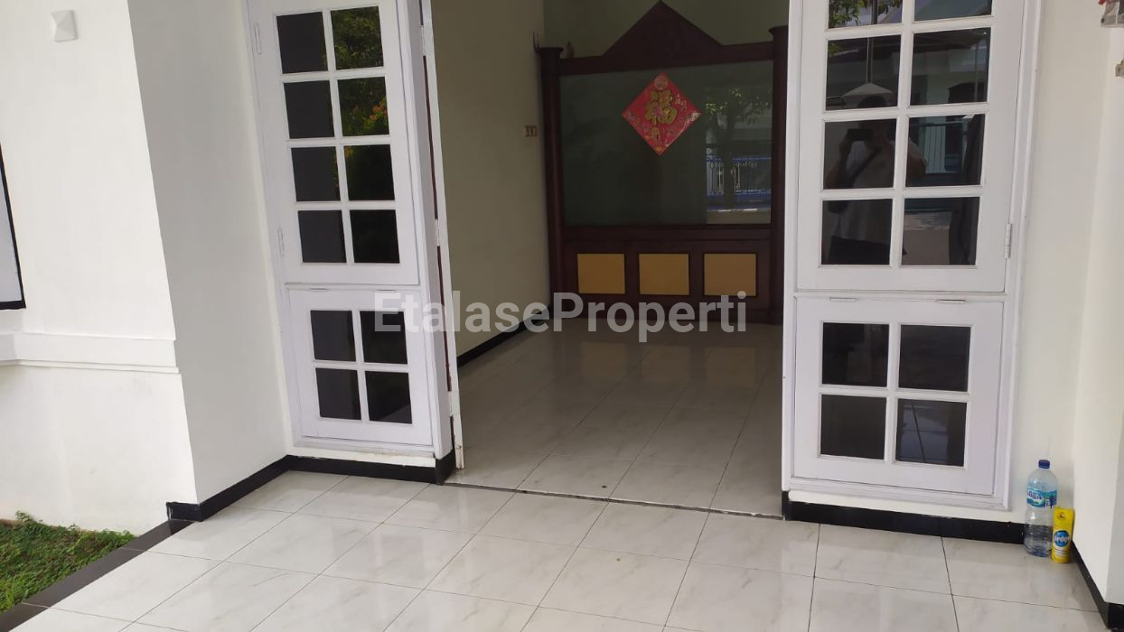 Foto properti Disewakan Rumah  Surabaya Timur Dekat Pusat Keramaian - Manyar Kartika 6