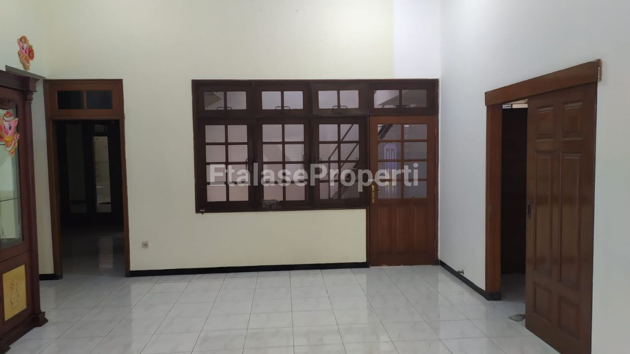 Foto properti Disewakan Rumah  Surabaya Timur Dekat Pusat Keramaian - Manyar Kartika 7