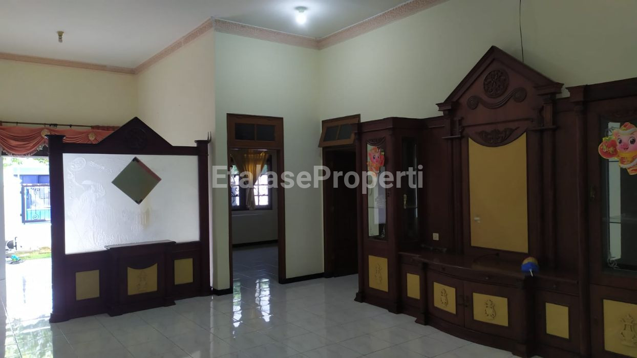 Foto properti Disewakan Rumah  Surabaya Timur Dekat Pusat Keramaian - Manyar Kartika 8
