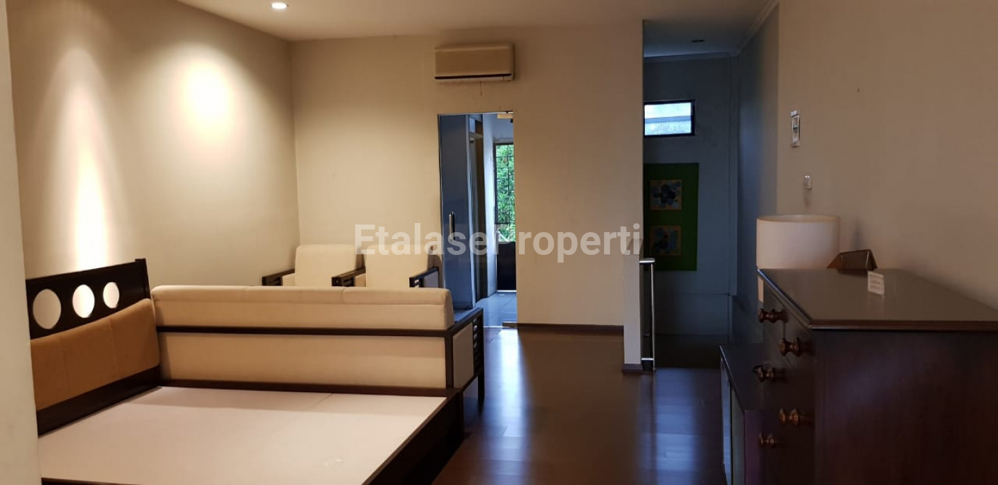 Foto properti Dijual Ruko Bukit Darmo Golf 3