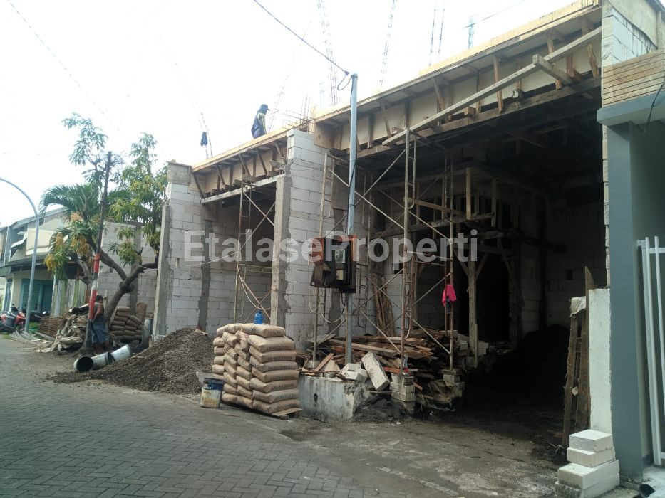 Foto properti Ready 2 Unit  Rumah BARU Siap Huni Strategis Di Jalan Virgo Surabaya Timur 1