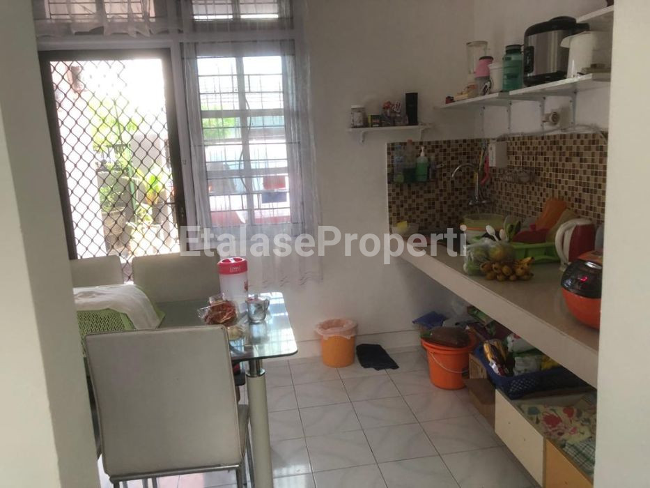 Foto properti Rumah Dijual Rumah Sejuk & Minimalis Di Babatan Pantai,  Surabaya Timur 6