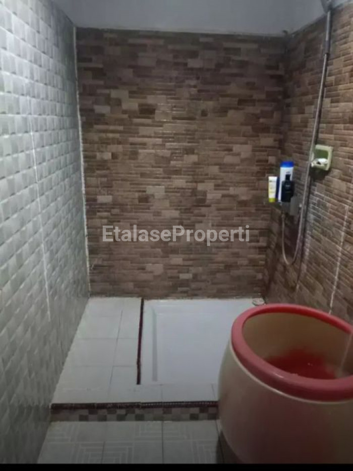 Foto properti JUAL RUMAH DI PERUM LIDAH KULON, WIYUNG-SURABAYA BARAT 5