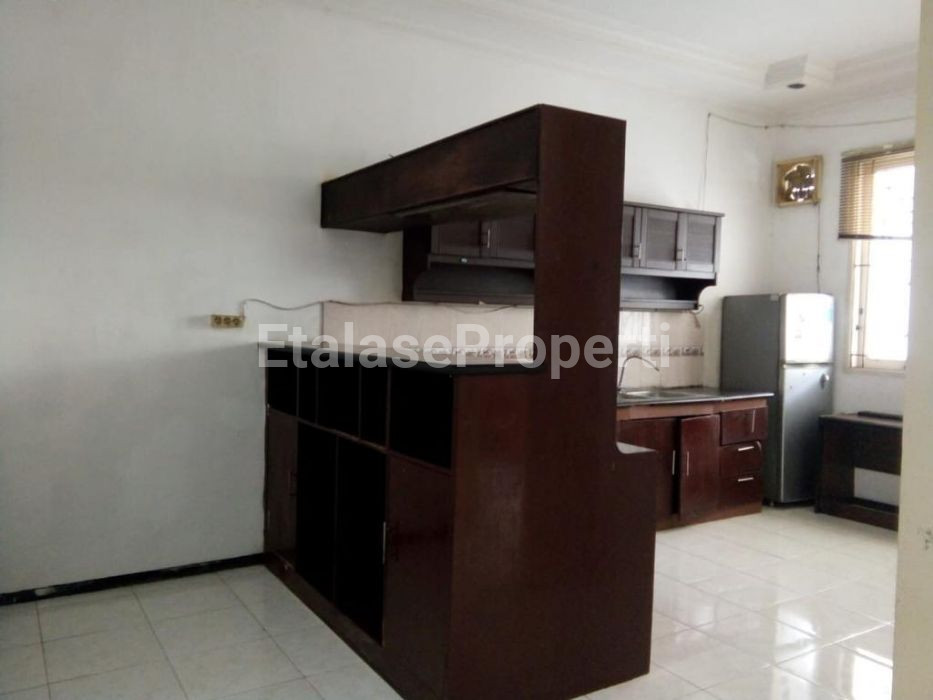 Foto properti Disewakan Rumah Dharmahusada Mas 2