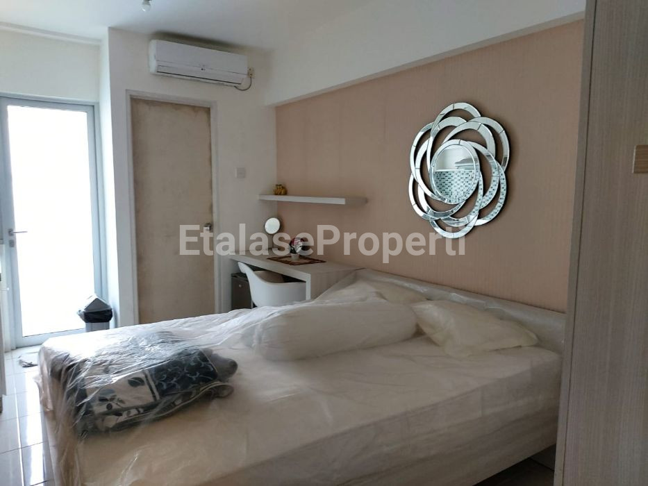 Foto properti Apartemen Educity Tower Stanford  Type Studio Full Furnish View POOL Di Surabaya Timur 5