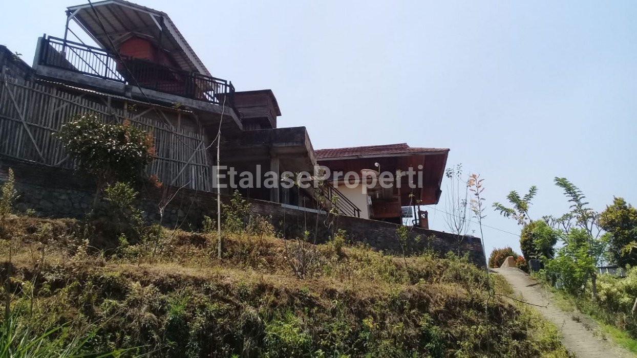 Foto properti Villa 1780m2 Kota BATU SHM  Hadap G Arjuno Hanya 2 M 4