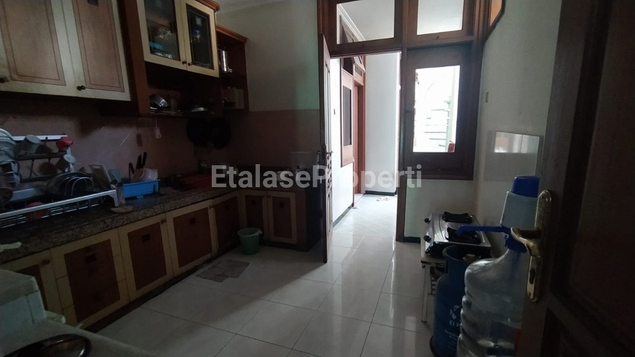 Foto properti Dijual Rumah Prapen Indah Timur Surabaya 4