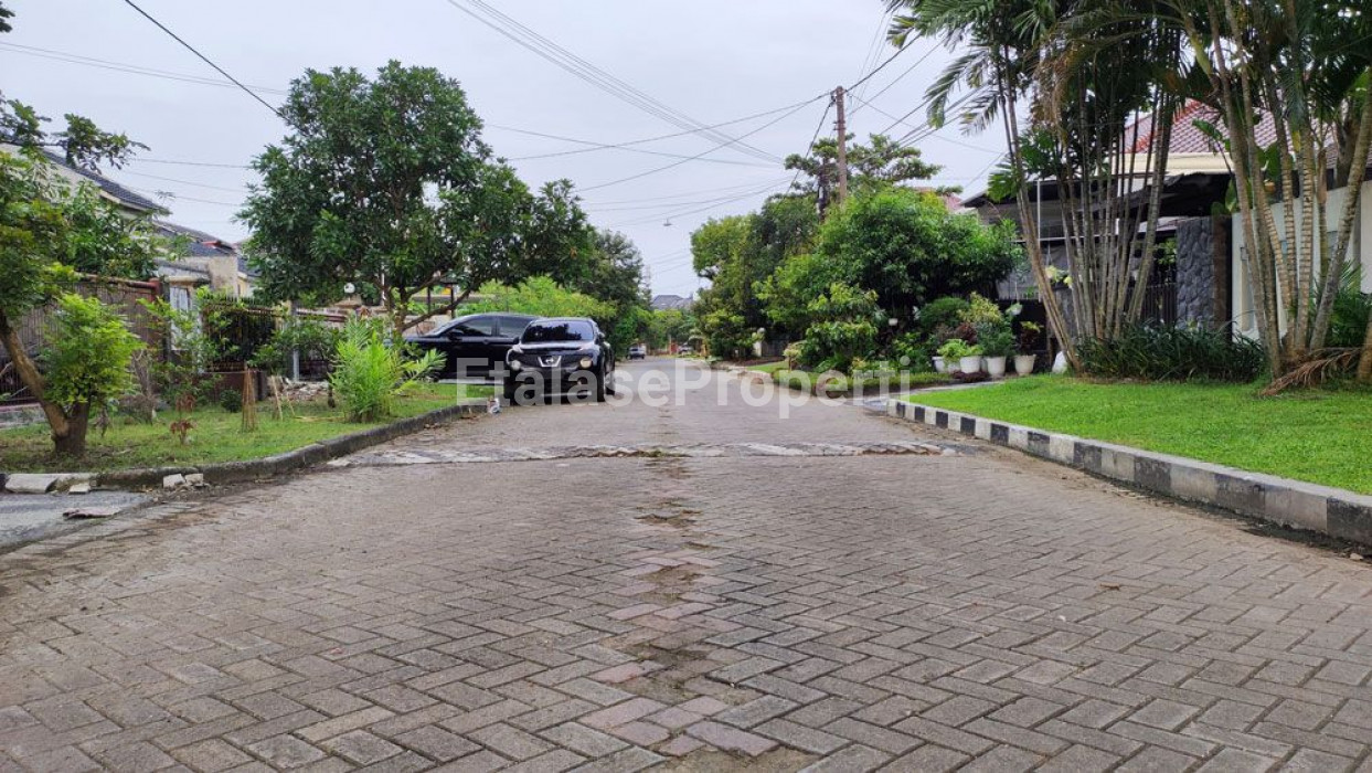 Foto properti Dijual Rumah Darmo Sentosa Raya (DSR) Surabaya Barat 10