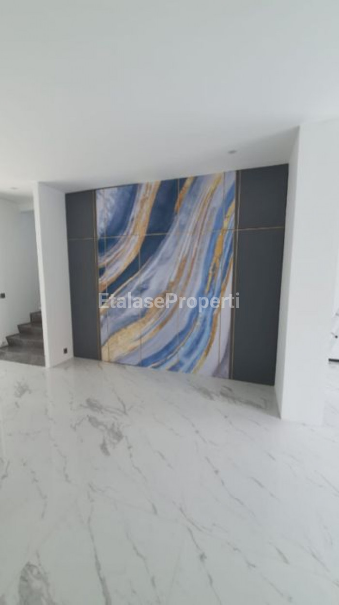 Foto properti Dijual Rumah Baru Taman Gapura Citraland 5